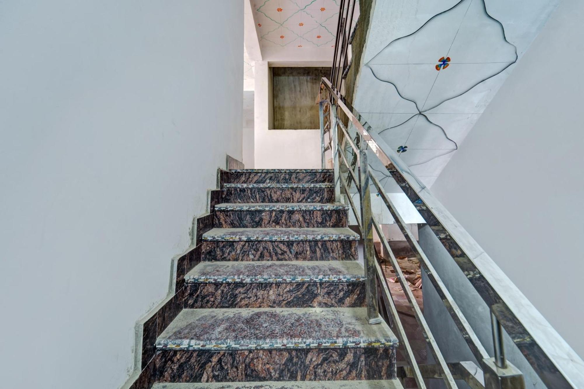 Hotel O S Square Guest House Patna  Zewnętrze zdjęcie